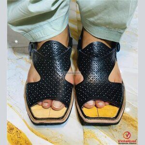 Black Leather Tribal Peshawari Chappal: Traditional Handmade Men’s Footwear